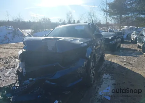 2022 Volvo Xc40 Recharge Pure Electric P8 Twin Plus z USA, uszkodzony, nr VIN YV4ED3UR8N2708932